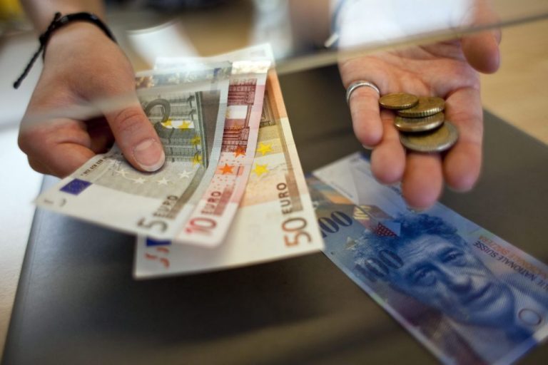 Portugal foi de novo o país da UE a receber mais remessas de emigrantes em 2015