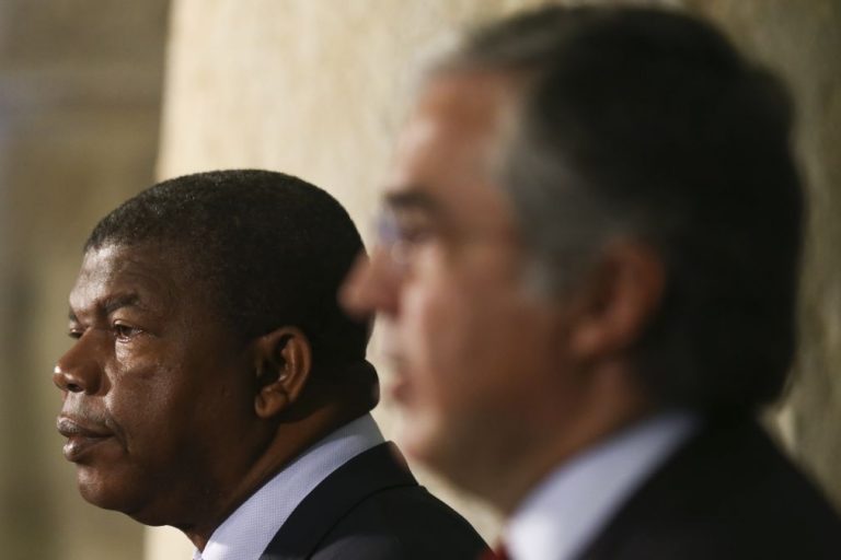 Angola/MPLA: José Eduardo dos Santos indica João Lourenço para candidato a PR - rádio
