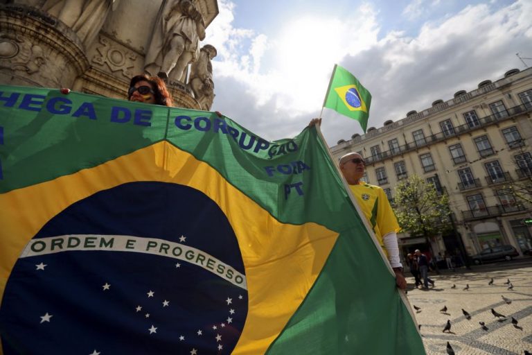 Brasil demitiu mais de 6.000 funcionários públicos acusados de corrupção nos últimos 13 anos