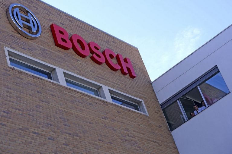 Bosch assina protocolo com Universidade de Aveiro num investimento de 19MEuro que cria 150 empregos