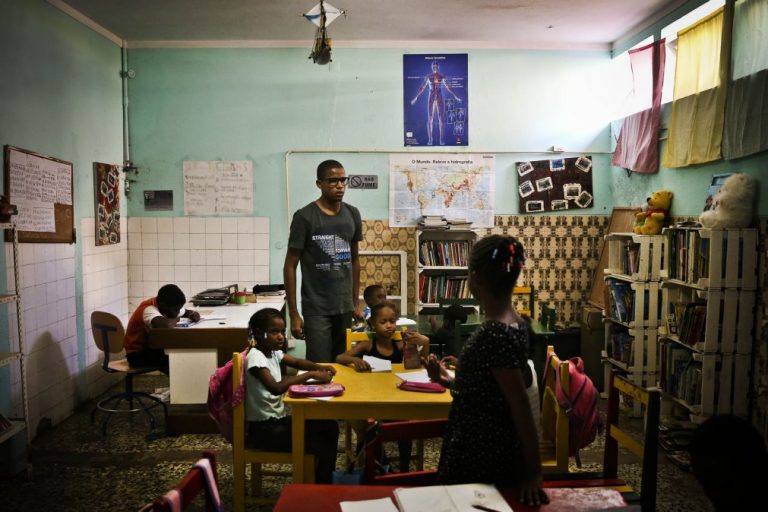 Ensino do português como língua segunda em Cabo Verde não mexe com Constituição - Governo