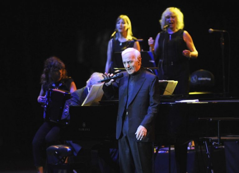 Charles Aznavour atua hoje em Lisboa