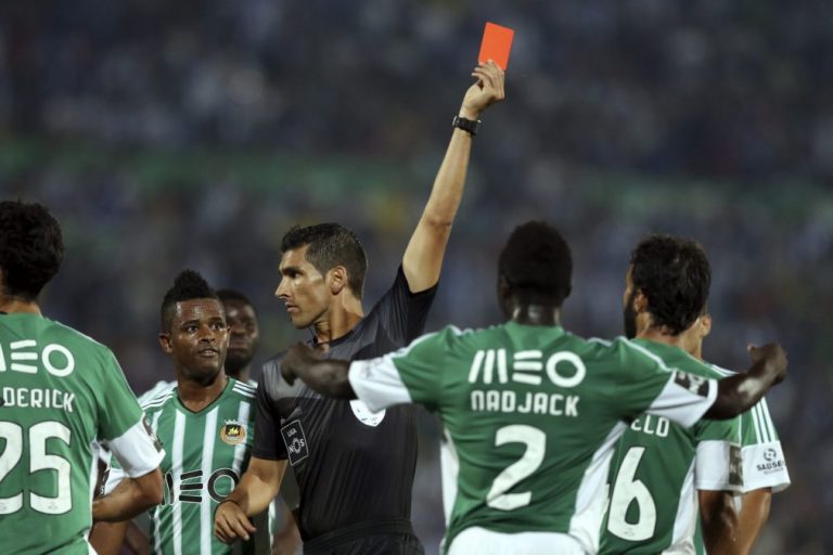 Fábio Veríssimo arbitra estreia do Benfica na Taça da Liga