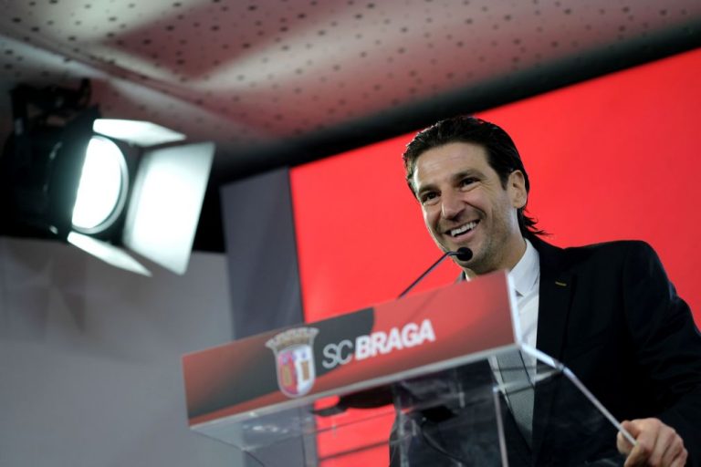Jorge Simão mostra ambição e quer chegar aos 65 pontos na Liga