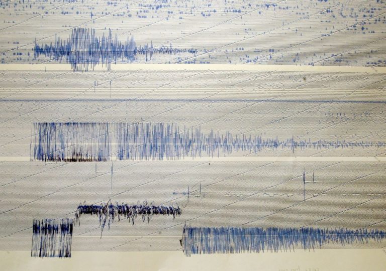 Autoridades chilenas decretam alerta de tsunami e evacuação de quatro regiões do sul
