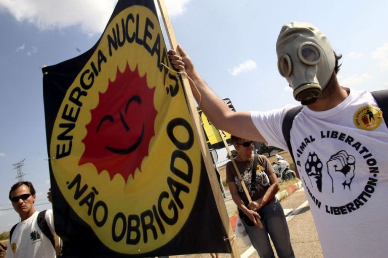 Almaraz: Deputado português quer pôr espanhóis a discutir perigo nuclear