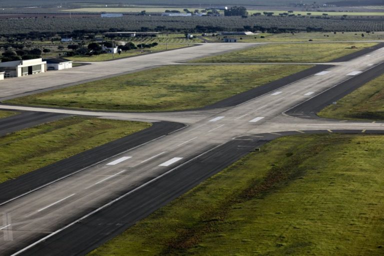 Zero aponta questões críticas na opção Montijo como aeroporto complementar em Lisboa