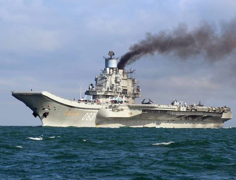 Marinha vigiou passagem de navios russos em águas de jurisdição portuguesa