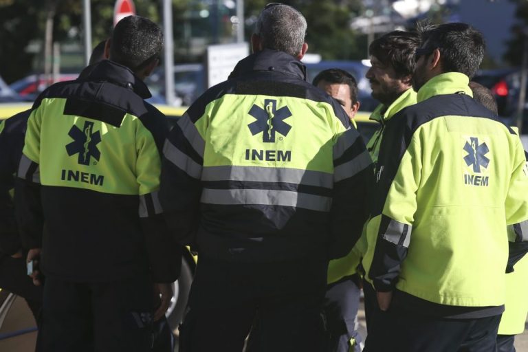 INEM recebeu1,3 milhões de chamadas de emergência em 2016 e ativou 1,29 milhões de meios