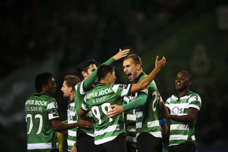 Sporting vence Feirense e aproxima-se do segundo lugar da I Liga