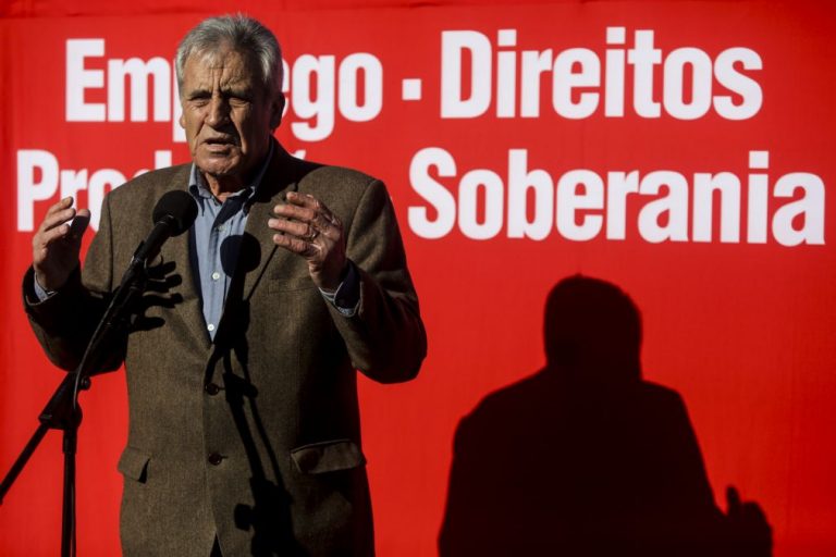 Jerónimo de Sousa diz que PSD deu 
