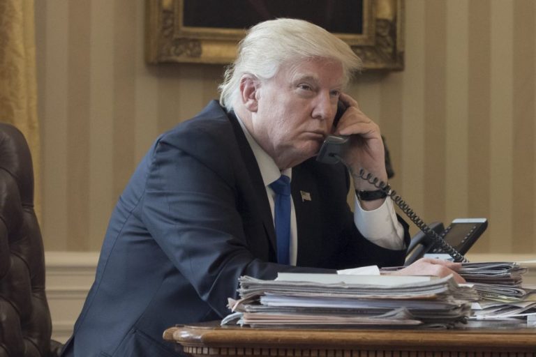 Putin e Trump concordam em estabelecer relações 