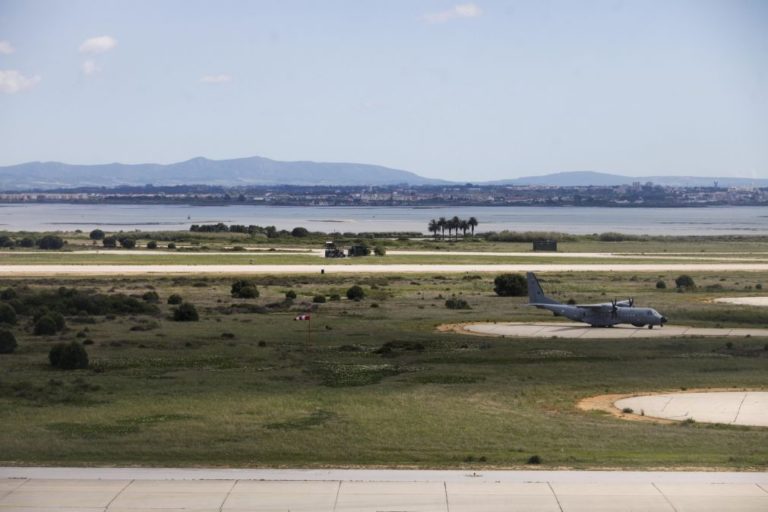 Autarca do Montijo desconhece adiamento sobre novo aeroporto e diz que PM 