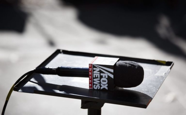 Fox News deve apresentar desculpas a Putin por lhe chamar assassino - Kremlin