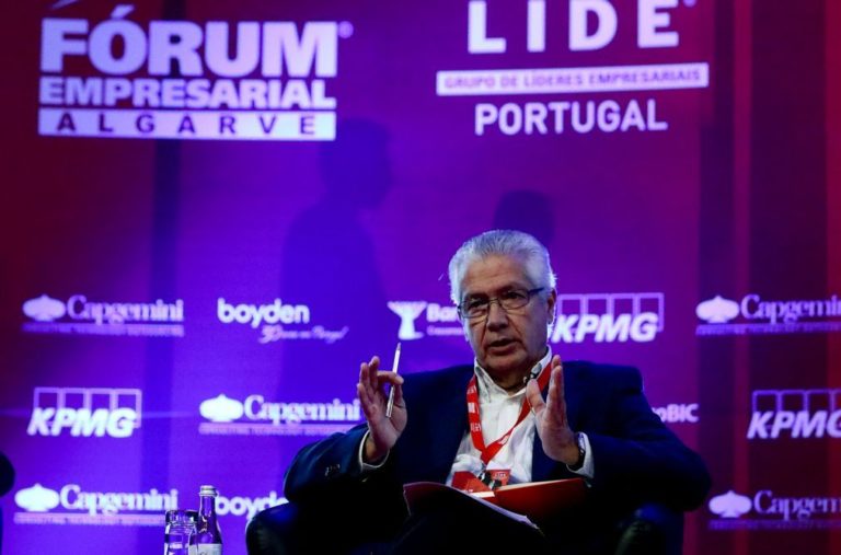 Dívida Pública deve ser reestruturada mas nas instâncias próprias - presidente da CIP