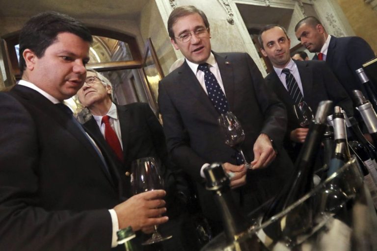 Passos admite comissão de inquérito para 