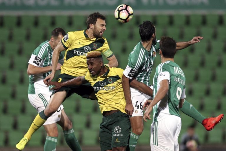 Rio Ave e Paços de Ferreira empatam 0-0