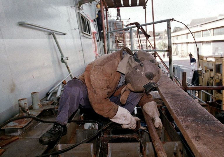 Arsenal do Alfeite inicia em março construção de lanchas salva-vidas