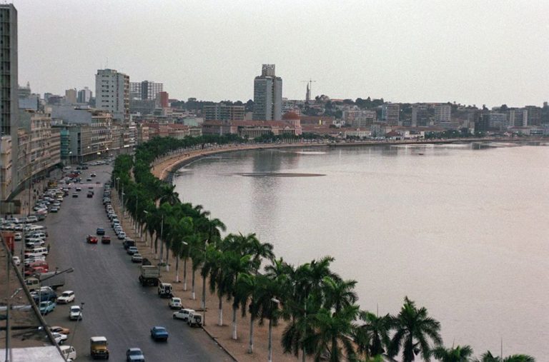 Todas as receitas arrecadadas em Luanda servirão para as suas despesas