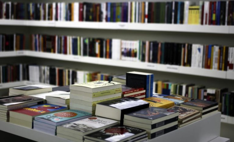 Prémio de literatura dst com inscrições abertas até 31 de março