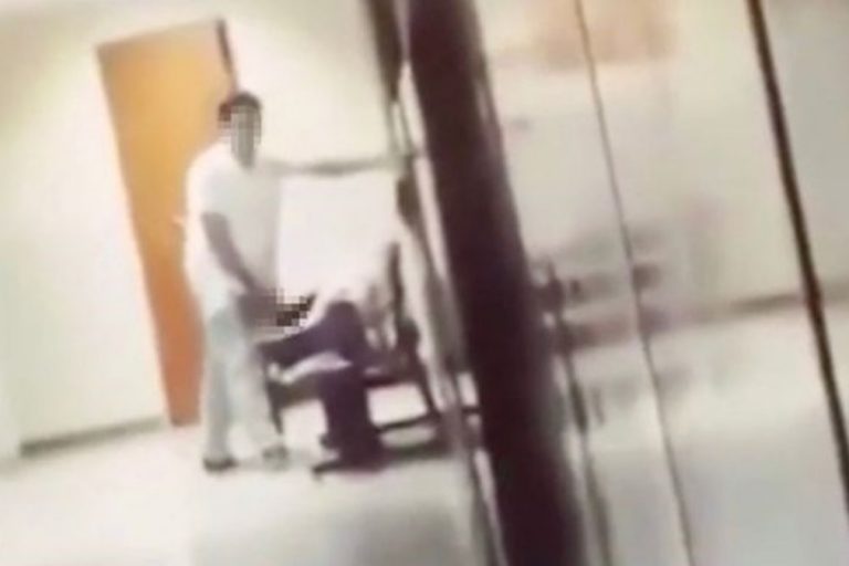 Médico apanhado a esfregar os genitais em paciente que dormia