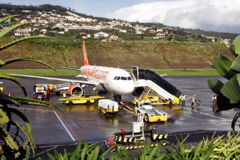 Ligações retomadas no Aeroporto da Madeira após condicionamento devido ao vento