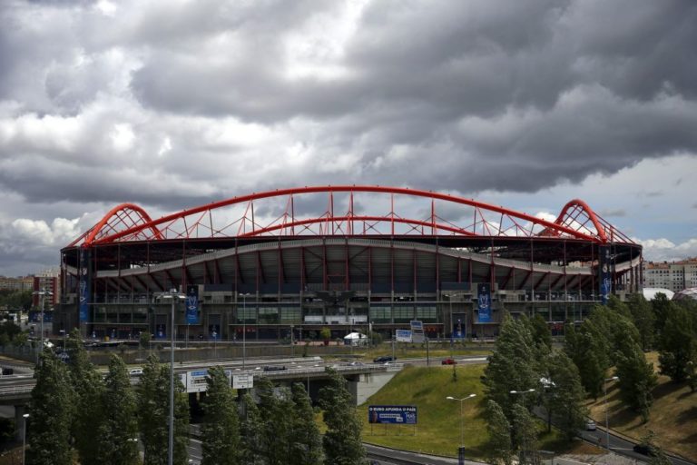 Benfica anuncia lotação esgotada para o clássico de sábado com o FC Porto