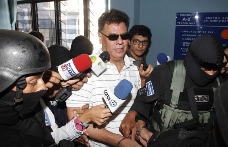 Ex-presidente da Federação de Futebol de El Salvador condenado a oito anos de prisão