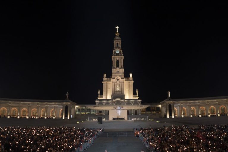 Papa: Espanhóis, italianos e polacos são os estrangeiros que mais peregrinam a Fátima