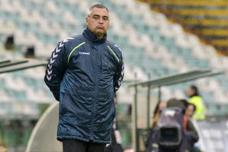 Treinador José Couceiro quer surpreender 