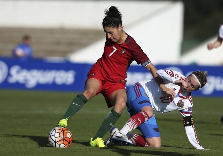 Golo aos 86 minutos derrota Portugal frente à Rússia