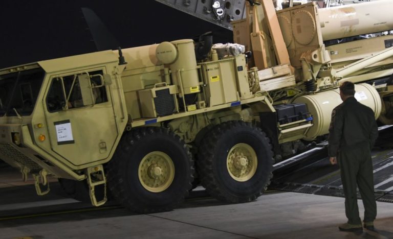 EUA iniciaram implantação de sistema de defesa antimíssil THAAD na Coreia do Sul