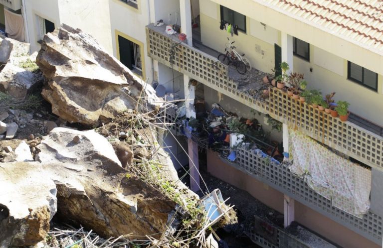 Derrocada em Câmara de Lobos, na Madeira, obriga ao realojamento de 38 pessoas