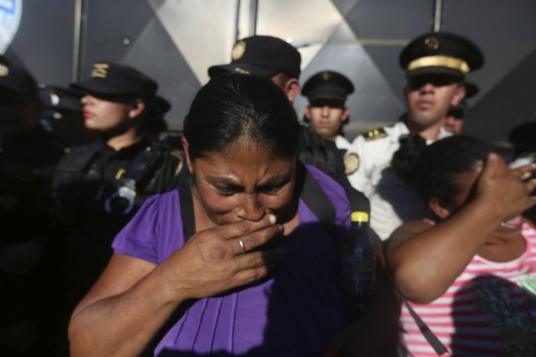 Sobe para 29 o número de mortos em incêndio em centro de menores da Guatemala