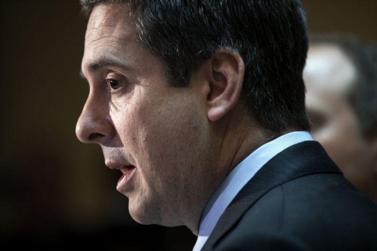 Devin Nunes sem provas de conluio entre a campanha de Trump e a Rússia