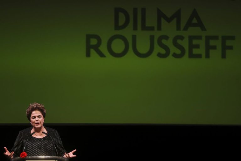 Dilma Rousseff receia que Lula seja impedido de concorrer às presidenciais brasileiras de 2018