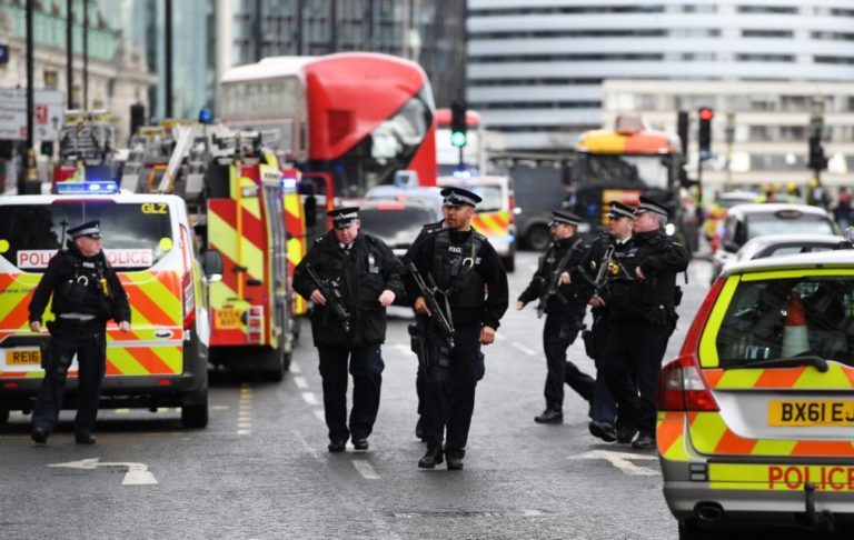 Incidente de Londres tratado como terrorismo até prova em contrário - Polícia