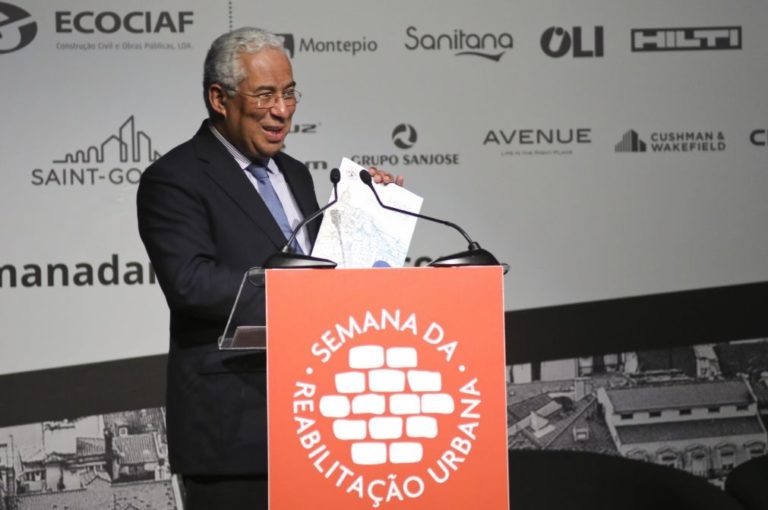 Costa adverte que crescimento sustentado do turismo requer preservação da identidade