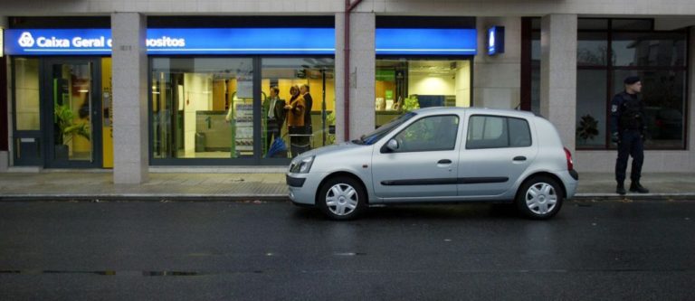 Mais de 2.000 trabalhadores saíram dos cinco principais bancos em 2016, quase o dobro de 2015