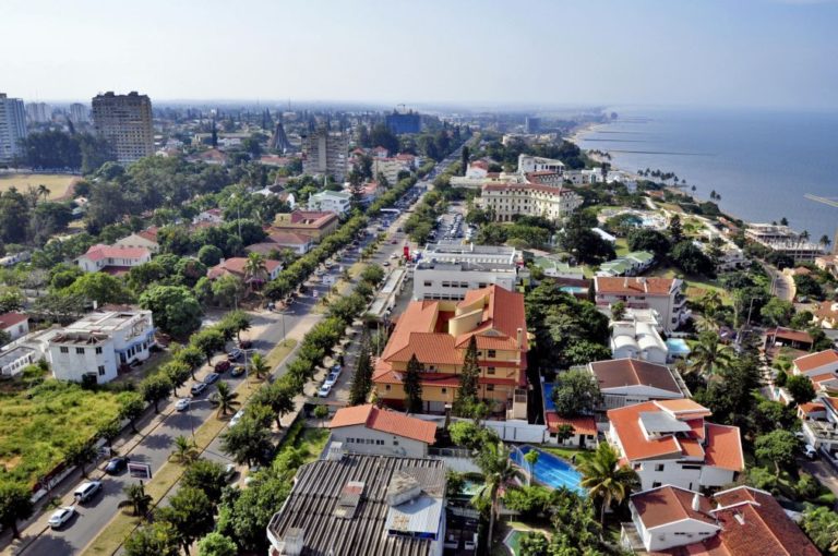 Mercado de crédito em Moçambique contraiu-se 2% no ano passado - Fitch