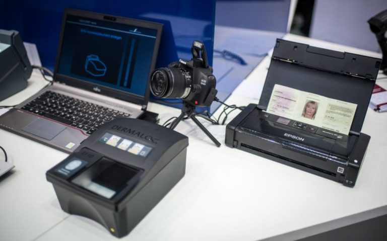 Parlamento aprova identificação judiciária por impressões judiciais e fotografia