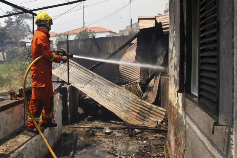 Mulher incendiou casa em Guimarães 