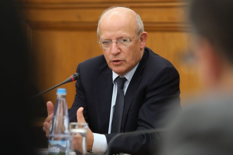 Síria: Portugal compreende ataque dos EUA mas defende posição da ONU  e UE