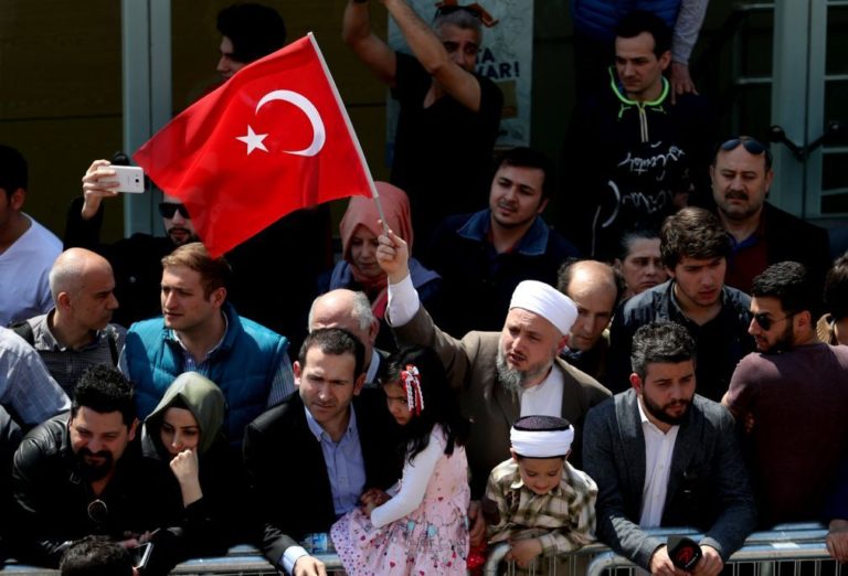 Observador português nota participação no referendo da Turquia 