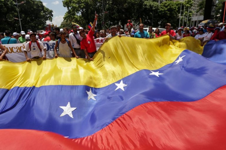 Saída da Venezuela da OEA dependerá do sucessor de Nicolás Maduro -- EUA