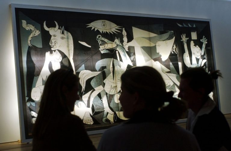 Grande exposição sobre Picasso pelos 80 anos de Guernica abre quarta-feira em Madrid