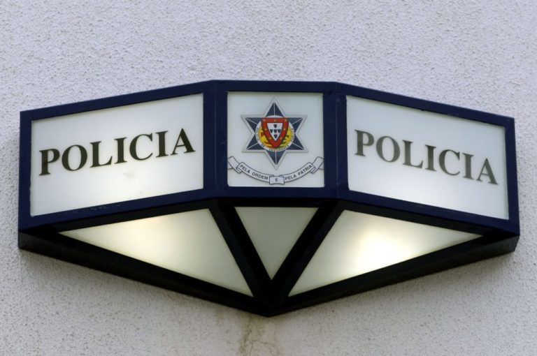 Polícias acusados de agressões a dois agentes durante curso conhecem hoje sentença