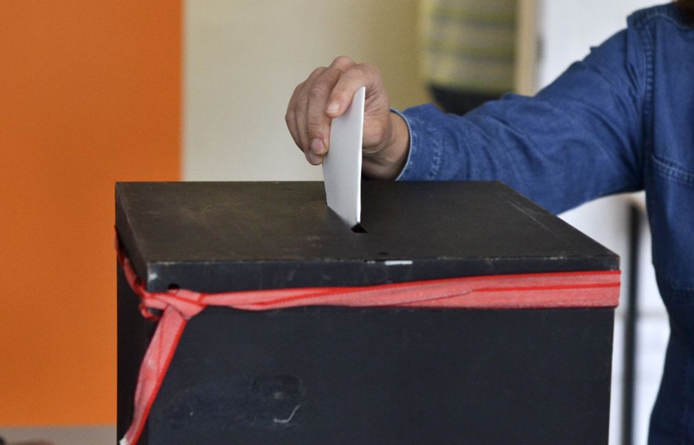 Partidos da oposição angolana reafirmam ilegalidade na contratação de empresas pela CNE