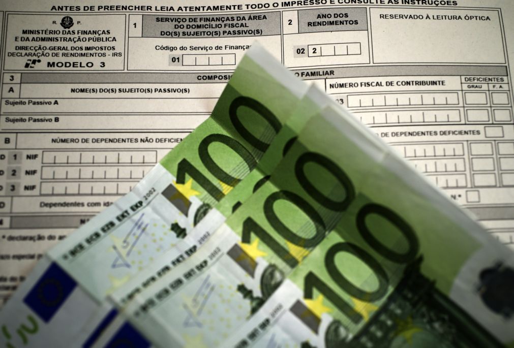 Fisco reembolsou 1.200 milhões de euros de IRS até segunda-feira – Centeno