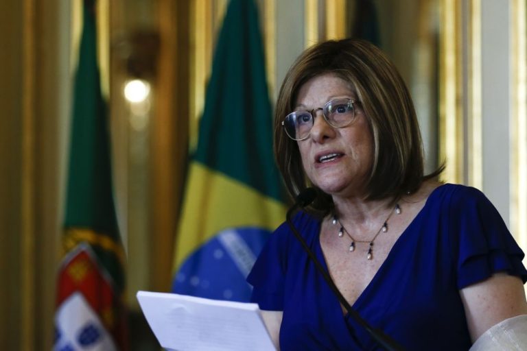 Hélia Correia distinguida como Escritora Galega Universal 2017